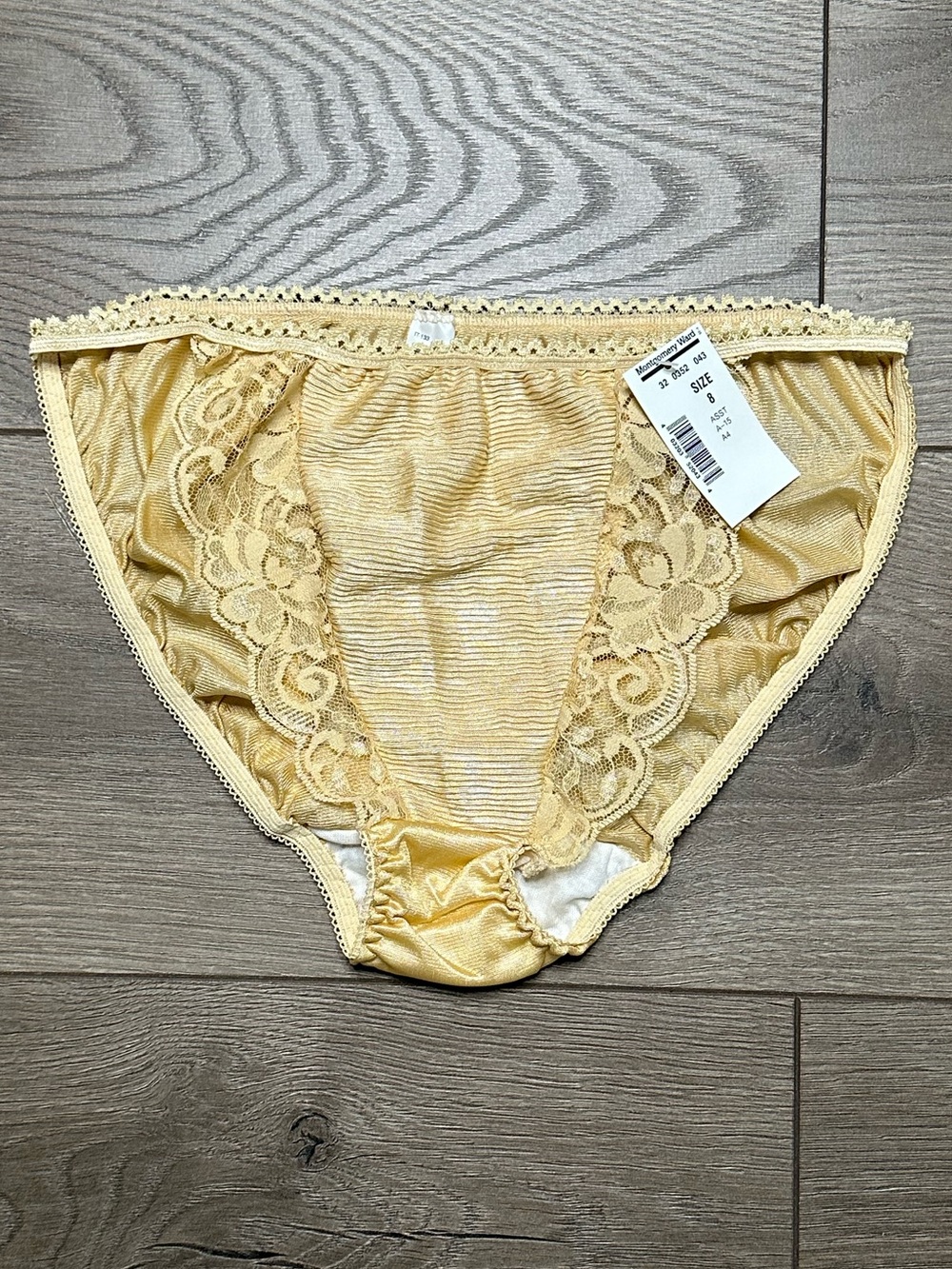 Vintage Montgomery Ward Silky Lace High Leg Panty Champagne Gold 8